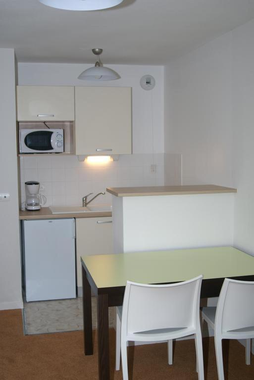 Le Fleur"H"On 11 D'Honfleur, T2 En Residence Avec Piscine, Wifi Et Parking Gratuits Equemauville Exterior photo